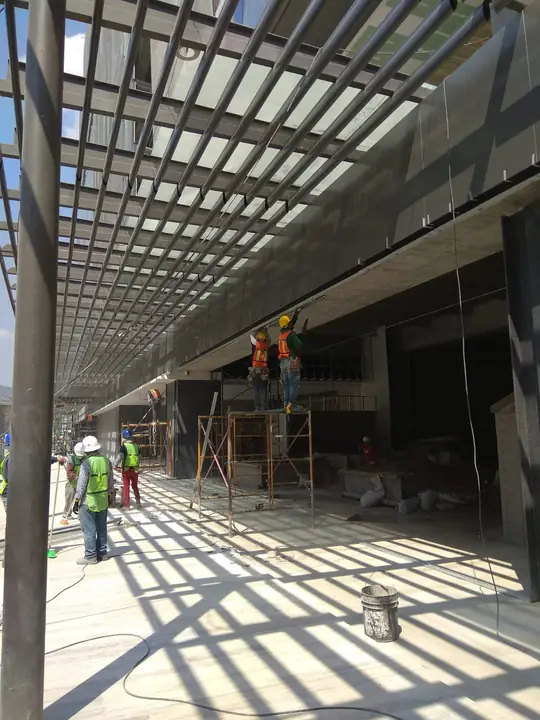 Trabajos de tablaroca, Durock y herrería en Artz Pedregal — foto 3 de 5
