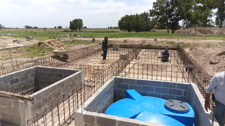 Cimentación con armado de acero y cimbra para casa en Tocuila, Texcoco — foto 3 de 5