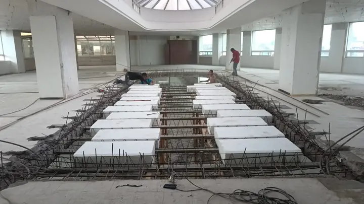 Demolición y desmantelamiento de comedor en instalaciones de GNP — foto 1 de 6