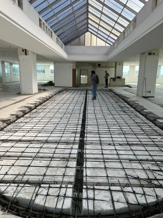 Demolición y desmantelamiento de comedor en instalaciones de GNP — foto 2 de 6