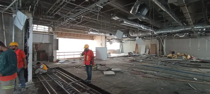 Remodelación de oficinas con plafón y acabados en el edificio Huawei, Santa Fe — foto 6 de 6