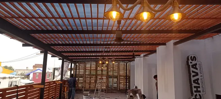Construcción de restaurante con pérgola de madera y estructura metálica en La Magdalena Contreras — foto 1 de 6
