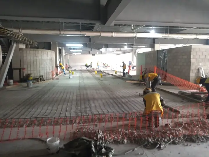 Torre residencial Sadro Residencias en Puebla y trabajos de acabados en obra — foto 3 de 6